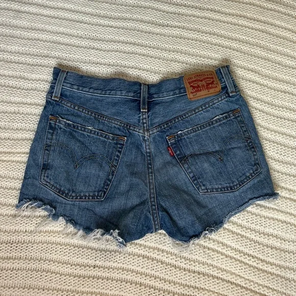 Levi's, Jean Shorts, Size 27 - Picture 2 of 4